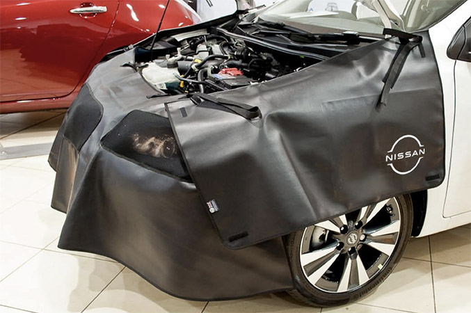 Nissan Exteior Front Cover