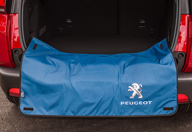 Peugeot Exterior boot light protection