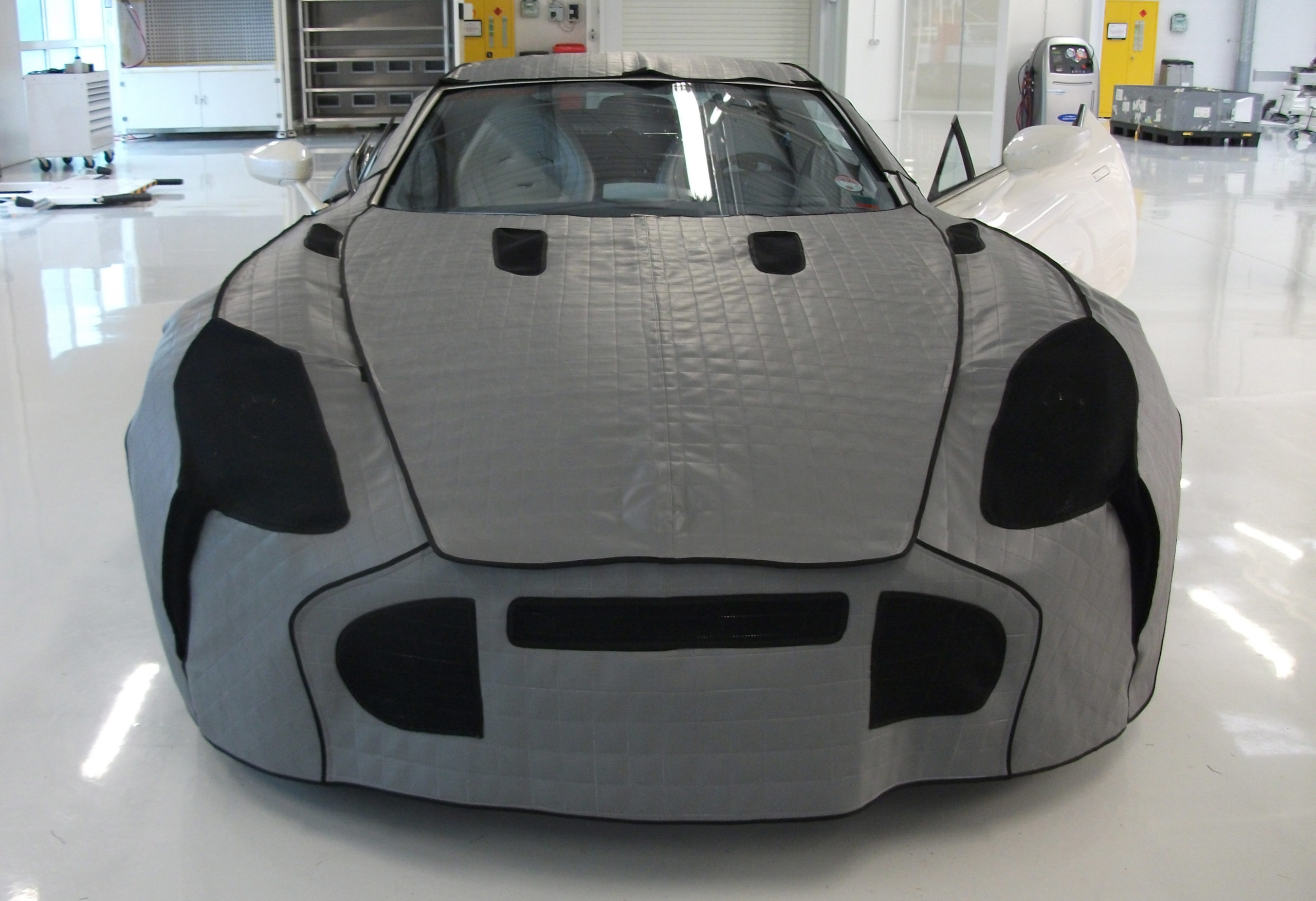 Aston Martin One 77 Full body protection Aston Martin One 77 Full body protection